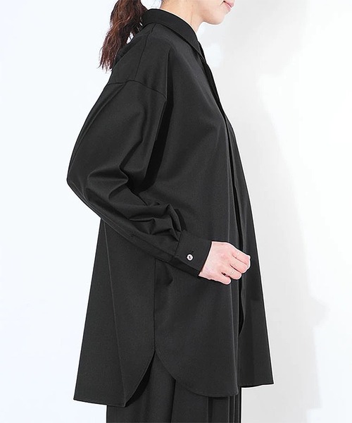 SOLAMONAT LARME（ソラモナラーム）の「比翼シャツ（シャツ/ブラウス・レディース・オフホワイト/チャコール/ブラック/ブラウン・38）」の19枚目の写真