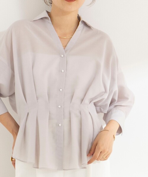NOLLEY’S(ノーリーズ)の「《接触冷感》ウォッシャブルシアースキッパータック半袖ブラウス(シャツ/ブラウス・レディース・チャコールグレー/ベージュ/サックスブルー・38)」の11枚目の写真