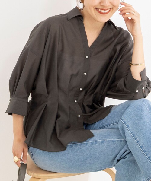 NOLLEY’S(ノーリーズ)の「《接触冷感》ウォッシャブルシアースキッパータック半袖ブラウス(シャツ/ブラウス・レディース・チャコールグレー/ベージュ/サックスブルー・38)」の18枚目の写真
