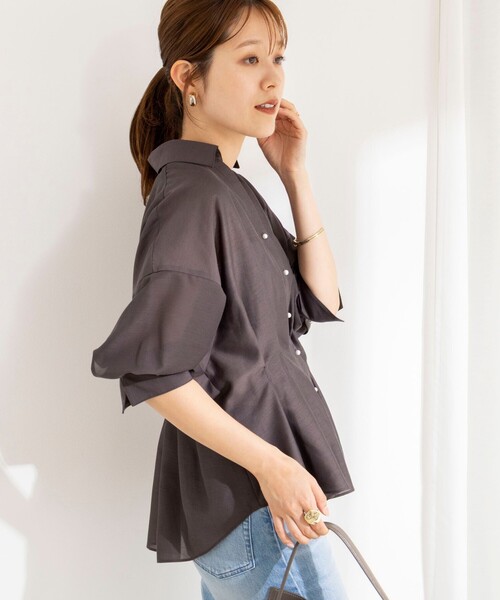 NOLLEY’S(ノーリーズ)の「《接触冷感》【BECシリーズ】ウォッシャブルシアースキッパータック半袖ブラウス(シャツ/ブラウス・レディース・チャコールグレー/ベージュ/サックスブルー・38)」の12枚目の写真