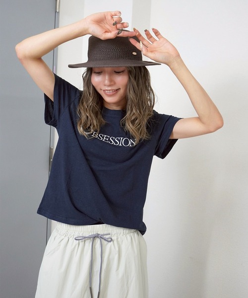 gossara(ゴサラ)の「【ラフに着映える】ロゴプリントT(Tシャツ/カットソー・レディース・ネイビー/グレー・FREE)」の3枚目の写真