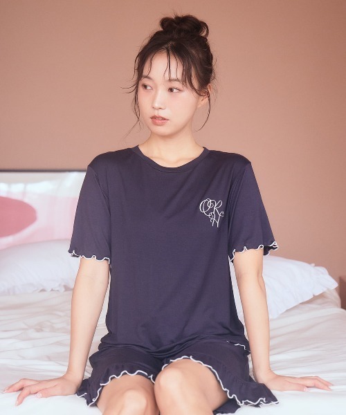レーヨン混フェミニンロゴTシャツ（ルームウェア/パジャマ）｜tutuanna