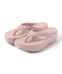 OOFOS（ウーフォス）の「OOFOS OOmega サンダル（サンダル）」