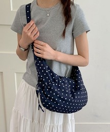 ハーフムーンショルダーバッグ