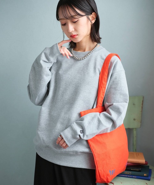NEWTRAL（ニュートラル）の「【NEWTRAL/ニュートラル】11.2oz Standard Emblem CN Sweat / 11.2オンス スタンダード ワンポイントエンブレム クルーネックスウェット（スウェット・メンズ・ネイビー/ホワイト/ブラック/ヘザーグレー/アッシュグレー/ダークグリーン・M/L/S/XL）」の4枚目の写真