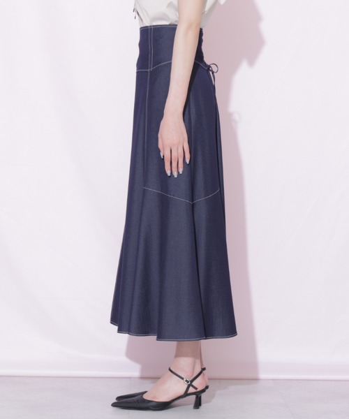 JILL by JILL STUART（ジルバイジルスチュアート）の「バックリボンマーメイドスカート（スカート・レディース・ネイビー/ブラウン系その他/グレー・FREE）」の7枚目の写真