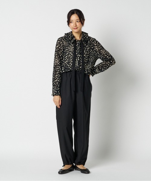 HELIOPOLE（エリオポール）の「DOT PRINT FRILL COLLAR  BLOUSE / ドット プリント フリル カラー ブラウス（シャツ/ブラウス・レディース・オリーブ/ブラック・38）」の15枚目の写真