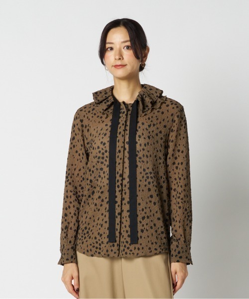 HELIOPOLE（エリオポール）の「DOT PRINT FRILL COLLAR  BLOUSE / ドット プリント フリル カラー ブラウス（シャツ/ブラウス・レディース・オリーブ/ブラック・38）」の10枚目の写真