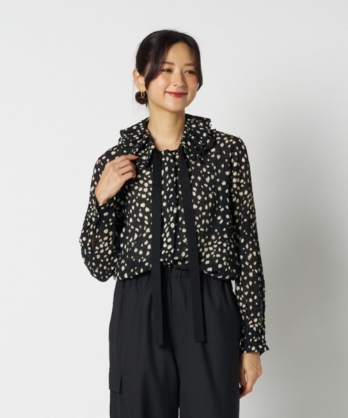 HELIOPOLE（エリオポール）の「DOT PRINT FRILL COLLAR  BLOUSE / ドット プリント フリル カラー ブラウス（シャツ/ブラウス・レディース・オリーブ/ブラック・38）」の22枚目の写真