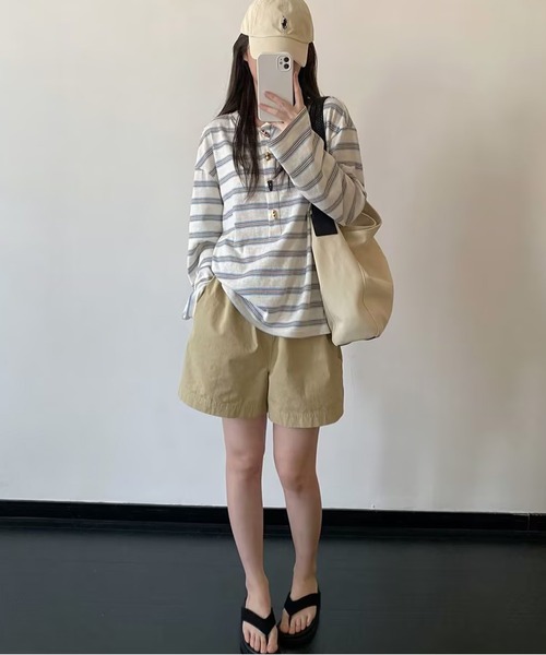 AsheKsha(アシクシャ)の「配色切り替えストライプ前開き長袖トップス(シャツ/ブラウス・レディース・ホワイト・M)」の4枚目の写真