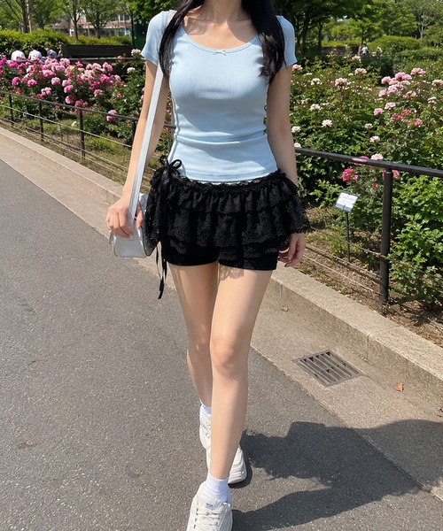 KONVINI（コンビニ）の「【KONVINI select】バレエコア レースレイヤード ラップスカート / ペプラムレース 付け裾 重ね着 オールシーズン（スカート・レディース・ホワイト/ブラック・FREE）」の6枚目の写真