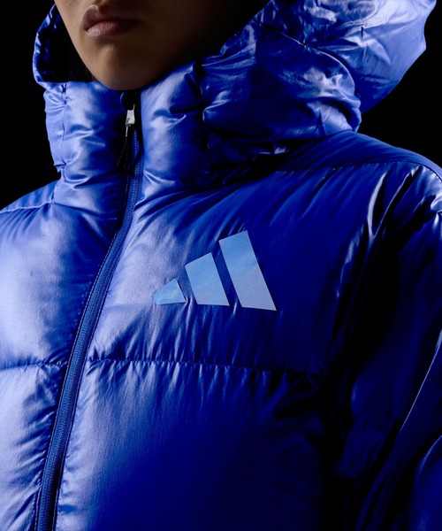 adidas(アディダス)の「adidas Z.N.E.パファー クライマウォーム ダウンジャケット / アディダス adidas(ダウンジャケット/コート・レディース・ブルー・XX-LARGE/LARGE/MEDIUM/SMALL/X-LARGE/X-SMALL)」の4枚目の写真