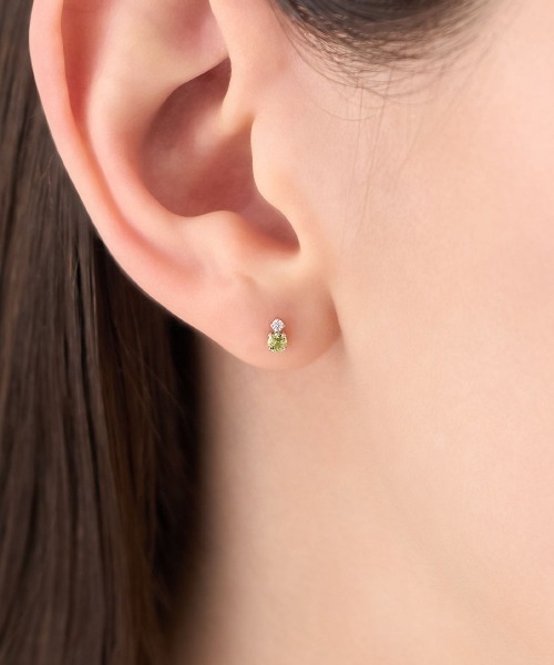 4℃(ヨンドシー)の「【8月誕生石】K10ピンクゴールド ペリドット ピアス(ピアス(両耳用)・レディース・ピンクゴールド・FREE)」の4枚目の写真