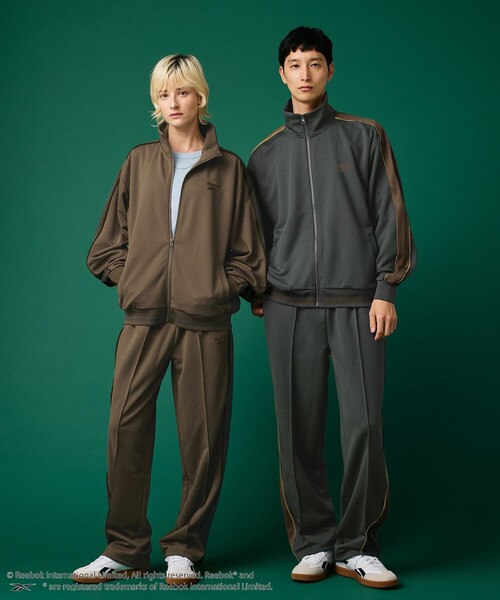 coen(コーエン)の「Reebok(リーボック)別注ジャージトラックジャケット(ジャージ・メンズ・ダークブラウン/ダークグレー・S/L/M/XL)」の9枚目の写真