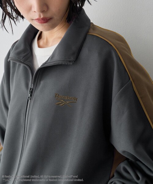 coen(コーエン)の「Reebok(リーボック)別注ジャージトラックジャケット(ジャージ・メンズ・ダークブラウン/ダークグレー・S/L/M/XL)」の16枚目の写真