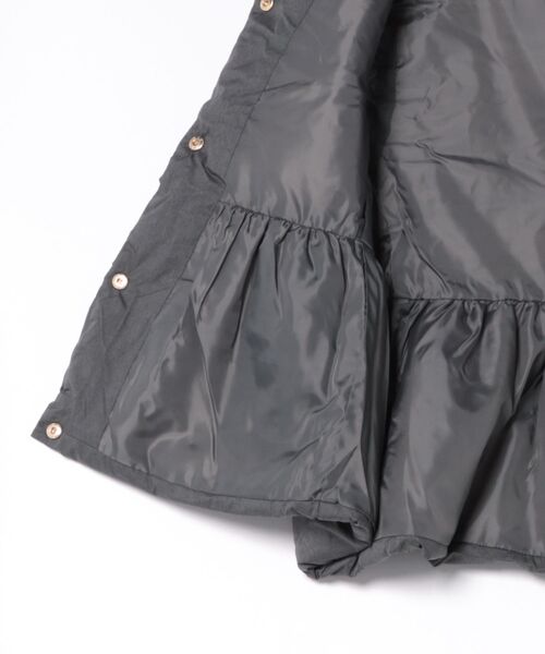 coca(coca)(コカ)の「金ボタンペプラム中綿ベスト(ベスト・レディース・チャコール/グレー・L/S/M)」の11枚目の写真