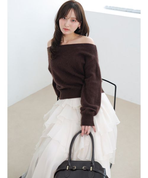 SNIDEL(スナイデル)の「ロングハンドルボストン(ボストンバッグ・レディース・ブラック/キャメル/ダークブラウン・F)」の5枚目の写真