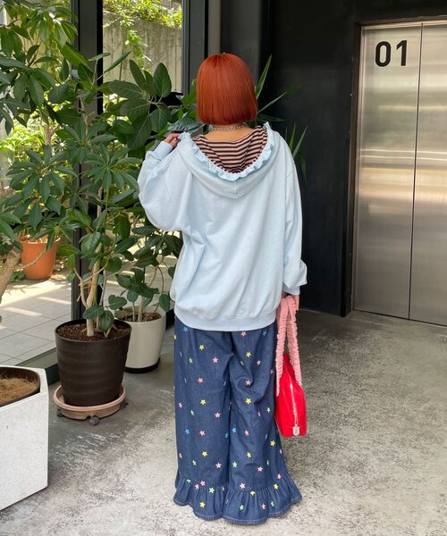 HELLO.SANFRANCISCO(ハローサンフランシスコ)の「【HELLO.SANFRANCISCO/ハローサンフランシスコ】ボーダーワッペンフリルジップネップフーディ(パーカー・レディース・アイボリー/ブルー/ピンク・ONE SIZE)」の17枚目の写真