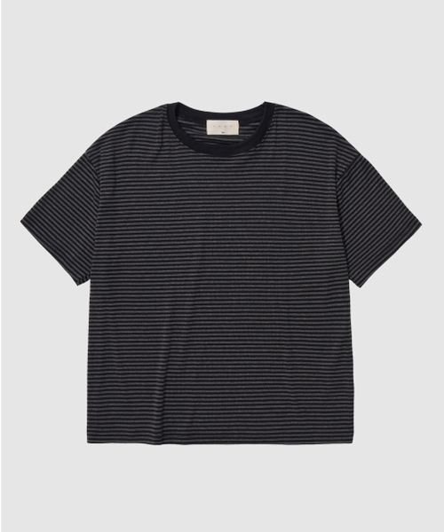 And Again(アンドアゲイン)の「クロップストライプTシャツ(Tシャツ/カットソー・メンズ・ブラック/ネイビー/ブラウン・FREE)」の6枚目の写真