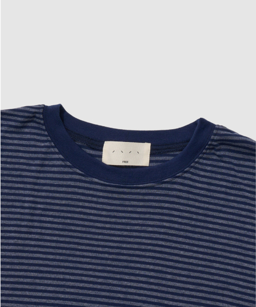 And Again(アンドアゲイン)の「クロップストライプTシャツ(Tシャツ/カットソー・メンズ・ブラック/ネイビー/ブラウン・FREE)」の10枚目の写真