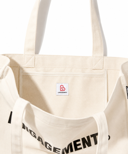 LENGAGEMENT（ランガージュマン）の「ストーリー ロゴ キャンバス ショッパーバッグ [アイボリー]（エコバッグ/サブバッグ・レディース・その他・FREE）」の3枚目の写真