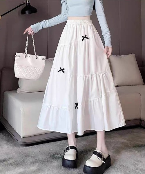 FREE STYLISTS(フリー スタイリスト)の「リボン付きティアードスカート(スカート・レディース・ホワイト・M/L)」の1枚目の写真
