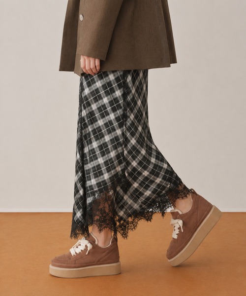 coca（ANDEX shoes product）（コカ）の「ふわふわボア 厚底 ひも靴 レースアップ スニーカー（スニーカー・レディース・ベージュ/ブラック・LARGE）」の5枚目の写真