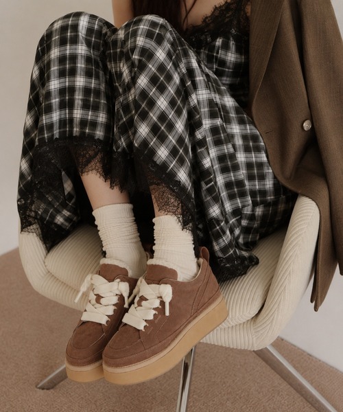 coca（ANDEX shoes product）（コカ）の「ふわふわボア 厚底 ひも靴 レースアップ スニーカー（スニーカー・レディース・ベージュ/ブラック・LARGE）」の16枚目の写真