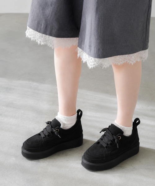 coca（ANDEX shoes product）（コカ）の「ふわふわボア 厚底 ひも靴 レースアップ スニーカー（スニーカー・レディース・ベージュ/ブラック・LARGE）」の10枚目の写真