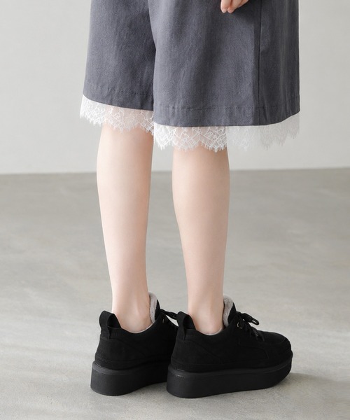 coca（ANDEX shoes product）（コカ）の「ふわふわボア 厚底 ひも靴 レースアップ スニーカー（スニーカー・レディース・ベージュ/ブラック・LARGE）」の12枚目の写真