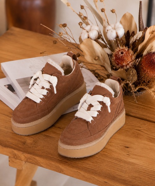 coca（ANDEX shoes product）（コカ）の「ふわふわボア 厚底 ひも靴 レースアップ スニーカー（スニーカー・レディース・ベージュ/ブラック・LARGE）」の15枚目の写真