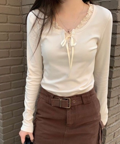 Beststore(ベストストア)の「大人可愛い♪ フリル襟 リボン付き 長袖 Tシャツ カットソー 全3色(Tシャツ/カットソー・レディース・オフホワイト/ブラック/ネイビー・FREE)」の8枚目の写真