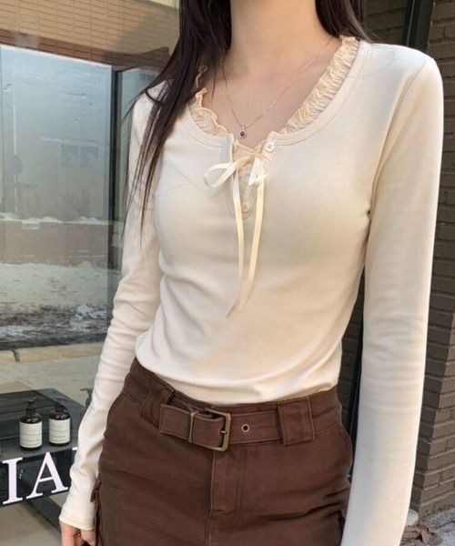 Beststore(ベストストア)の「大人可愛い♪ フリル襟 リボン付き 長袖 Tシャツ カットソー 全3色(Tシャツ/カットソー・レディース・オフホワイト/ブラック/ネイビー・FREE)」の10枚目の写真