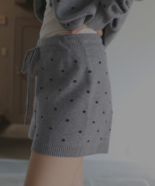 Mili affinity（ミリアフィニティー）の「ドットジャガードショートパンツ（その他パンツ・レディース・ネイビー/ベージュ/グレー/ブラック・FREE）」の14枚目の写真