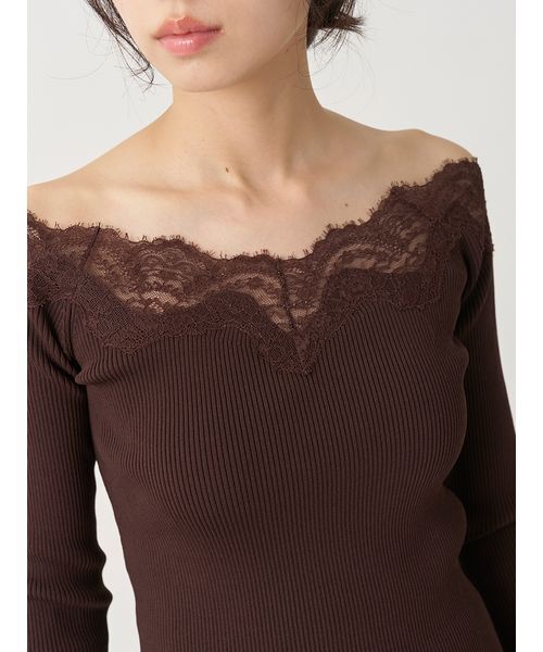 SNIDEL(スナイデル)の「レースオフショルダーニットプルオーバー(ニット/セーター・レディース・オフホワイト/ブラウン/イエロー/ブラック・F)」の10枚目の写真
