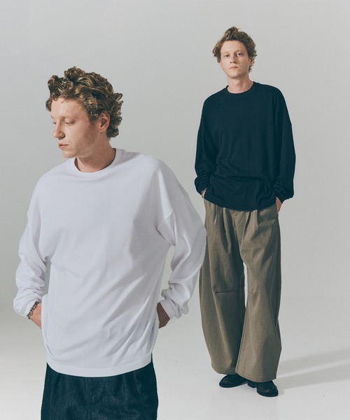 MAISON CLUB(メゾンクラブ)の「【Hanes】≪別注≫Cotton Smooth Crew Neck Pullover 2P / コットン スムースクルーネック プルオーバー 2P(Tシャツ/カットソー・メンズ・マルチ・L/XL/S/M)」の1枚目の写真