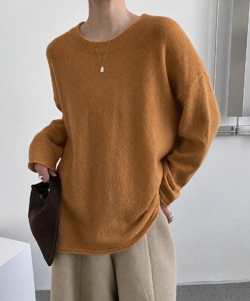 COCOMOMO(ココモモ)の「ドロップショルダーニット ルーズニット クルーネック ニット セーター オーバーサイズ 長袖 トップス シンプル カジュアル 秋服 冬服(ニット/セーター・レディース・ネイビー/アイボリー/ベージュ/ダークブラウン/ブラック/モカ/オレンジ/ダークグレー・FREE)」の8枚目の写真