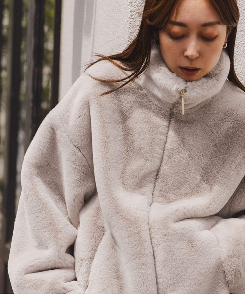 TATRAS（タトラス）の「《WEB・一部店舗限定追加2》TATRAS/タトラス BARBRA(バルブラ)（ブルゾン・レディース・チョコ/ライトグレー・X-SMALL/SMALL）」の19枚目の写真