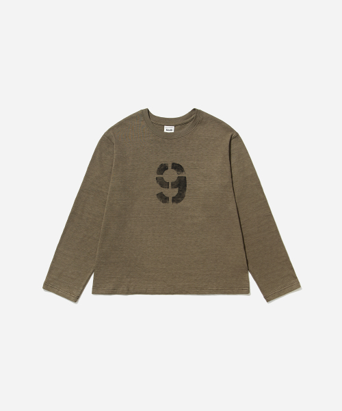 MODNINE(モディナイン)の「NINE - 長袖Tシャツ アーミーグリーン(Tシャツ/カットソー・レディース・その他・LARGE/SMALL/MEDIUM/X-LARGE)」の2枚目の写真