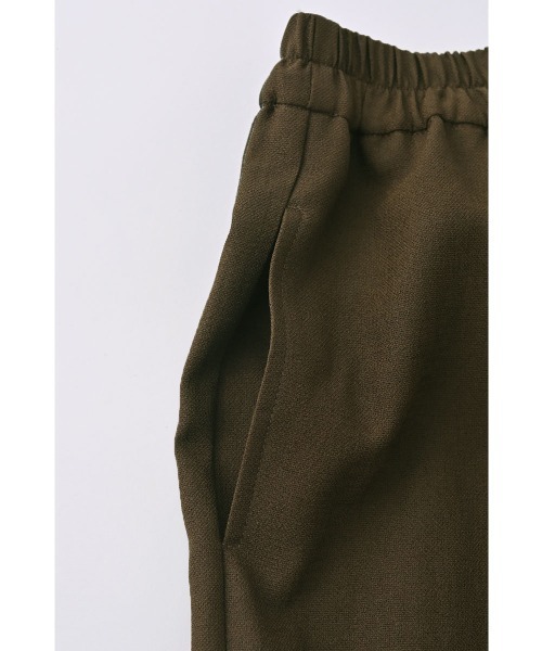 marjour（マージュール）の「EFFORTLESS AIRY I-LINE SKIRT（スカート・レディース・ブラウン/ブラック・M/L）」の14枚目の写真