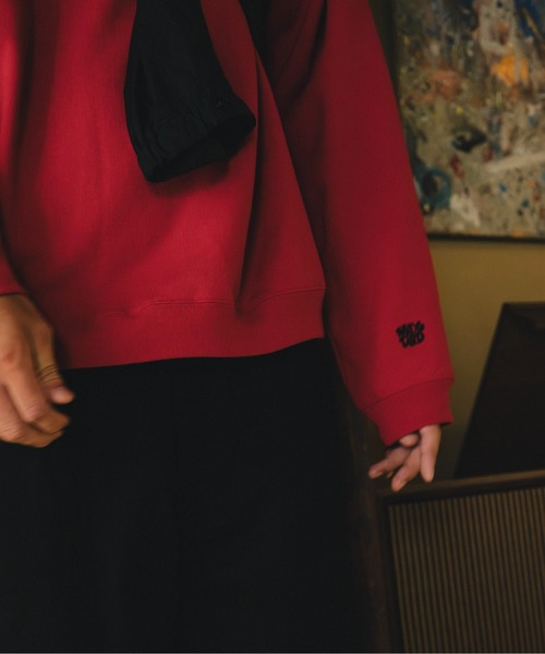 Wide Dad（ワイドダッド）の「Wide Dad　GRAPHIC SWEAT WITH HATCH（スウェット・メンズ・ネイビー/レッド・1/2）」の18枚目の写真