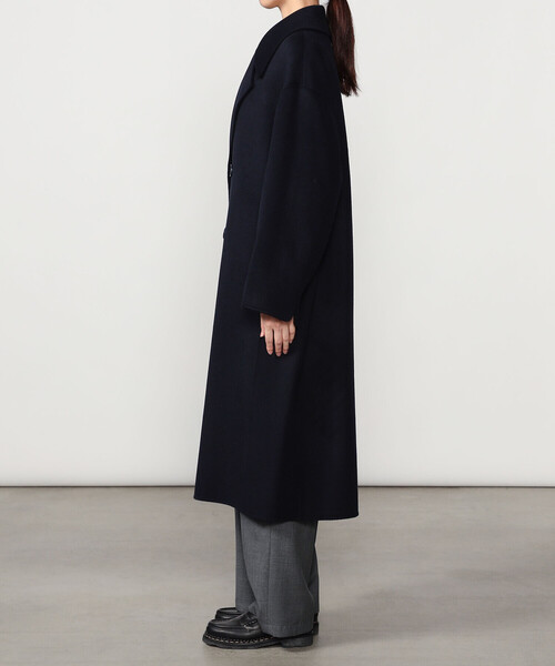 LE GLAZIK(ルグラジック)の「LE GLAZIK | ラムウールリバー ダブルブレストコート WOMEN(チェスターコート・レディース・グレー系その他/グレー/ダークネイビー・36)」の14枚目の写真