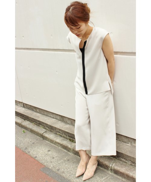 FIGARO Paris（フィガロパリ）の「《追加》Wクロスゴム8分丈ワイドパンツ◆（その他パンツ・レディース・ネイビー/ベージュ・36/38）」の11枚目の写真