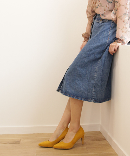 SESTO（セスト）の「7cmヒール美脚ポインテッドトゥパンプス（パンプス・レディース・ブラック/ベージュ系その他/ボルドー/レオパード/ブラック系その他/チャコールグレー/パイソン/ブルー系その他/ブルー/グレイッシュベージュ/ピンク系その他/ライトグレー/ベージュ系その他2/ブラック系その他2/グレー系その他/マルチ/イエロー/ブラック系その他3・24.0cm/22.5cm/23.5cm/23.0cm/22.0cm/25.0cm/24.5cm）」の15枚目の写真