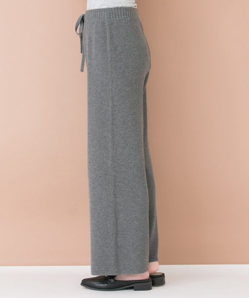 URBAN RESEARCH(アーバンリサーチ)の「UR リブニットパンツ(その他パンツ・レディース・ブラック/グレー/モカ・FREE)」の13枚目の写真