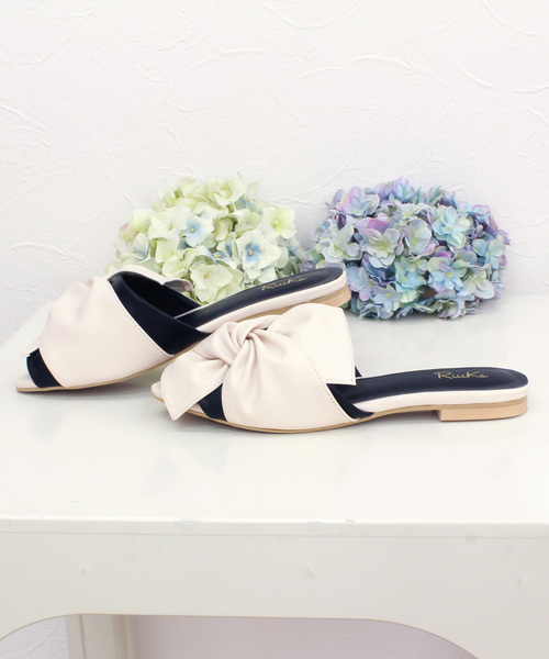 RiiiKa（リーカ）の「【RiiiKa/リーカ】オープントゥバブーサンダル（サンダル・レディース・ブラック/ホワイト/キャメル・LL/L/S/M）」の2枚目の写真