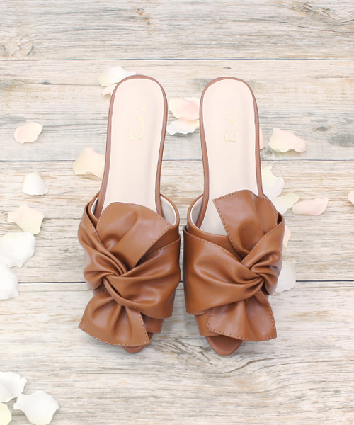 RiiiKa（リーカ）の「【RiiiKa/リーカ】オープントゥバブーサンダル（サンダル・レディース・ブラック/ホワイト/キャメル・LL/L/S/M）」の14枚目の写真