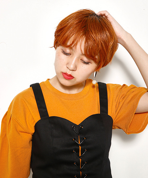 SLY（スライ）の「TUCK SLEEVE BOX T/SH（Tシャツ/カットソー・レディース・トップグレー/イエロー系その他/ブラック/ホワイト・FREE）」の4枚目の写真