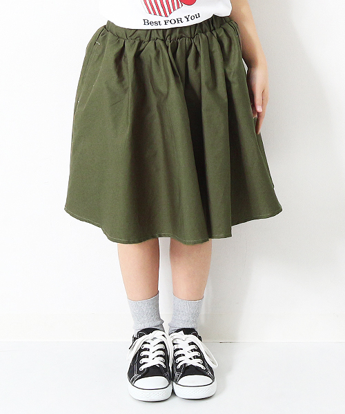 devirock(デビロック)の「膝丈ボリュームギャザースカート スカッツ(スカート・キッズ・ブラック/カーキ/レッド系その他/ブラウン/ピンク系その他/オレンジ系その他/ベージュ・100cm/110cm/120cm/130cm/140cm/150cm/160cm)」の5枚目の写真