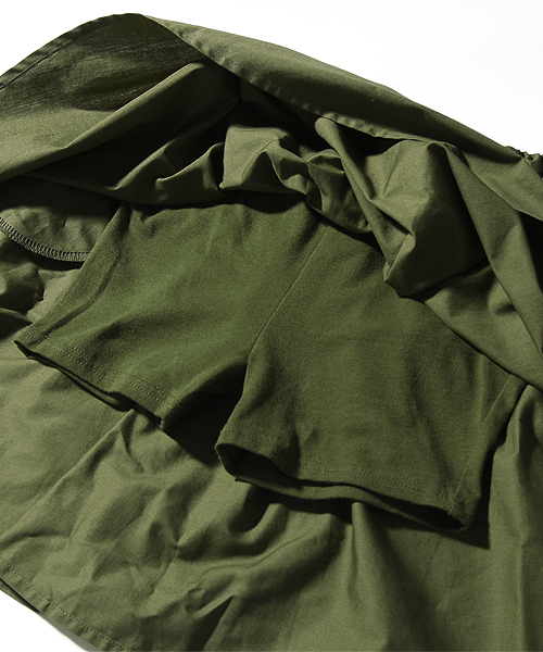 devirock(デビロック)の「膝丈ボリュームギャザースカート スカッツ(スカート・キッズ・ブラック/カーキ/レッド系その他/ブラウン/ピンク系その他/オレンジ系その他/ベージュ・100cm/110cm/120cm/130cm/140cm/150cm/160cm)」の8枚目の写真